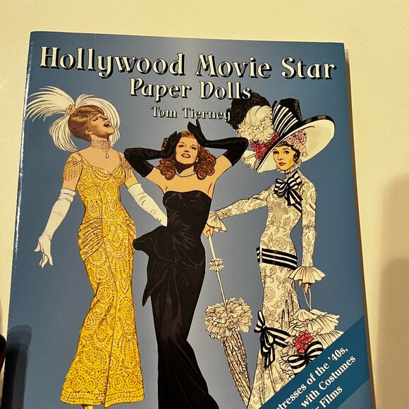 Hollywood Movie Star Paper Dolls – Dover Publications – New‎ - Picture 1 of 16